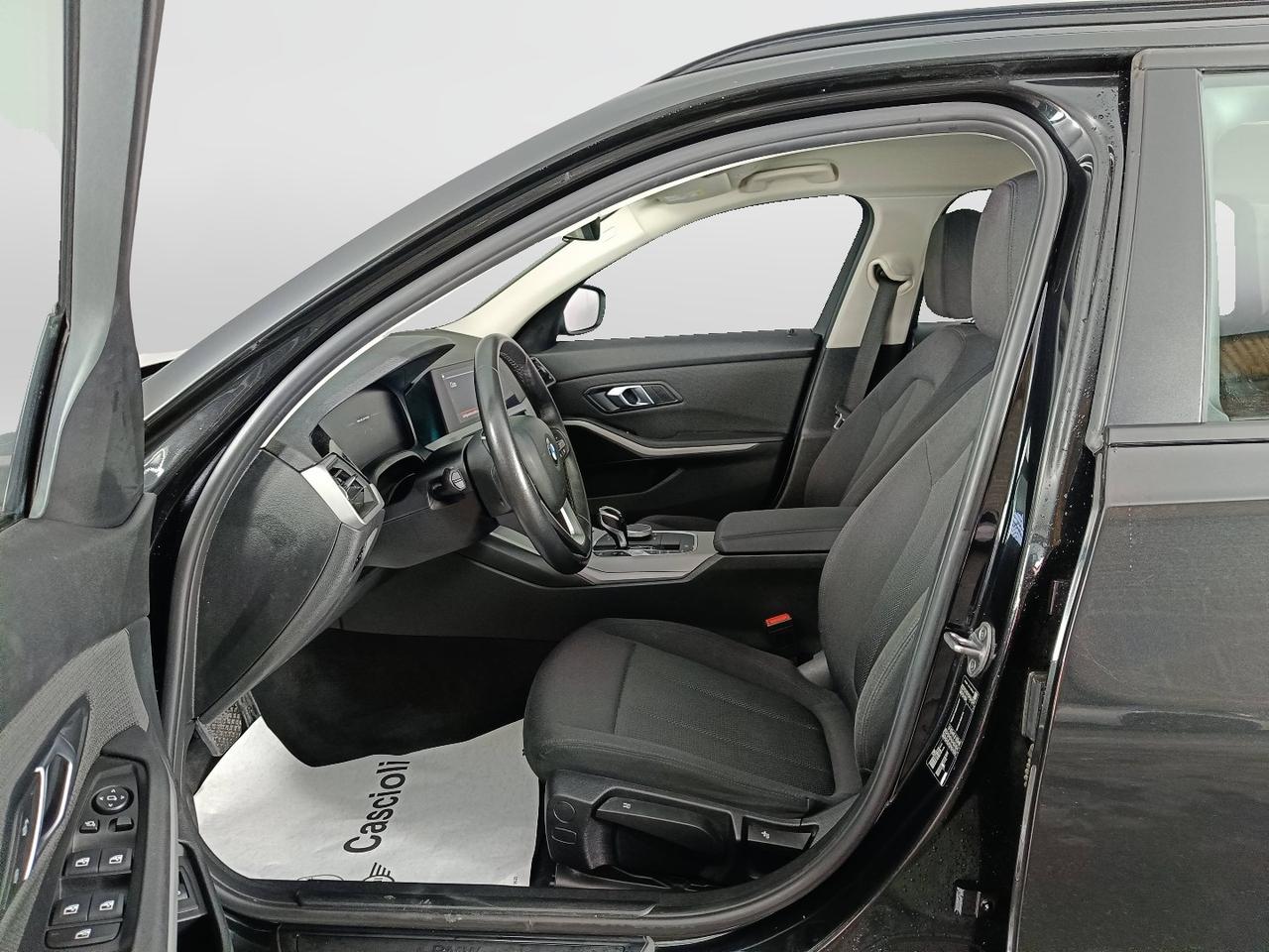 BMW Serie 3 G21 2019 Touring - 320d Touring Business Advantage a