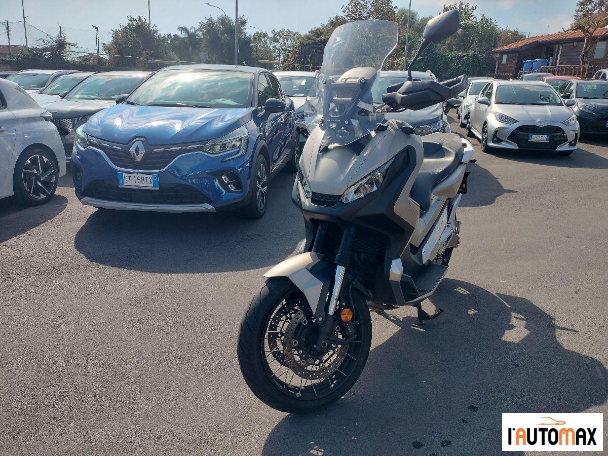 Honda - X-ADV 750 DCT Abs my18