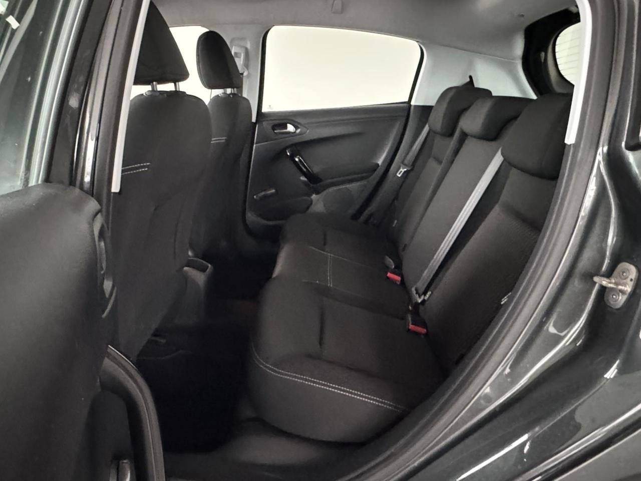 Peugeot 208 5 Porte 208 5p 1.2 puretech Active E6