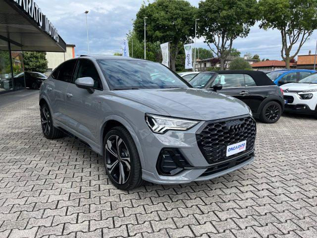 AUDI Q3 35 SPB TDI S-Tronic Identity Black LIST. ?66.980