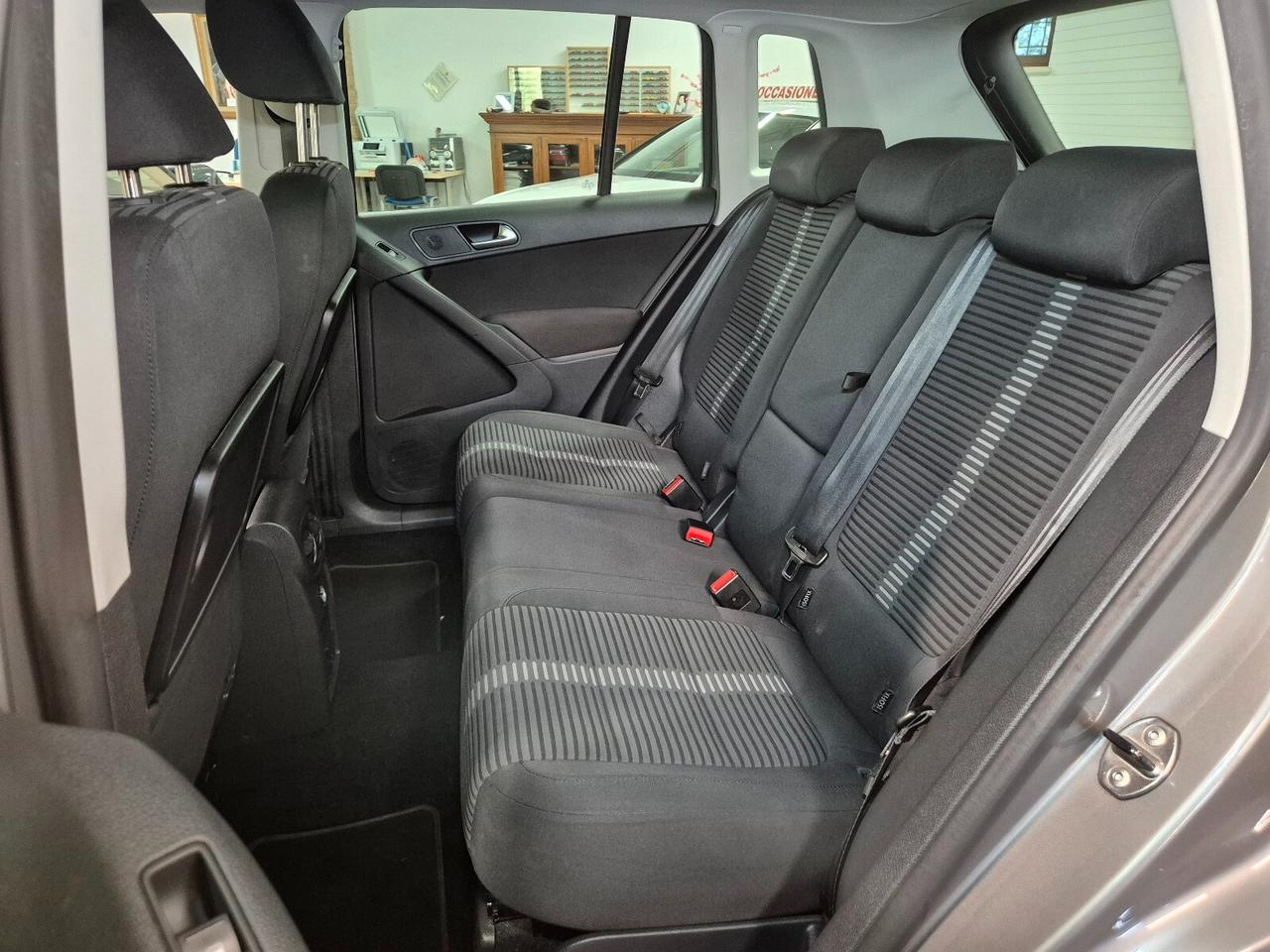 Volkswagen Tiguan 2.0 TDI DPF 4MOTION tiptronic Sport & Style