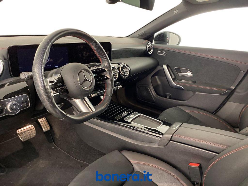 Mercedes CLA Shooting Brake 220 D AMG Line Advanced Plus 8G-DCT