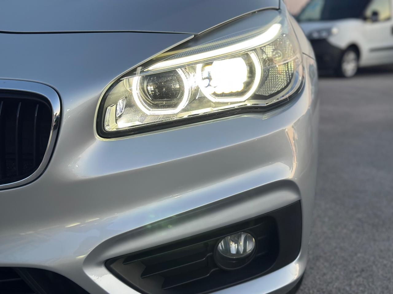 Bmw Serie 220d 2015 Active Tourer xDrive Luxury aut.