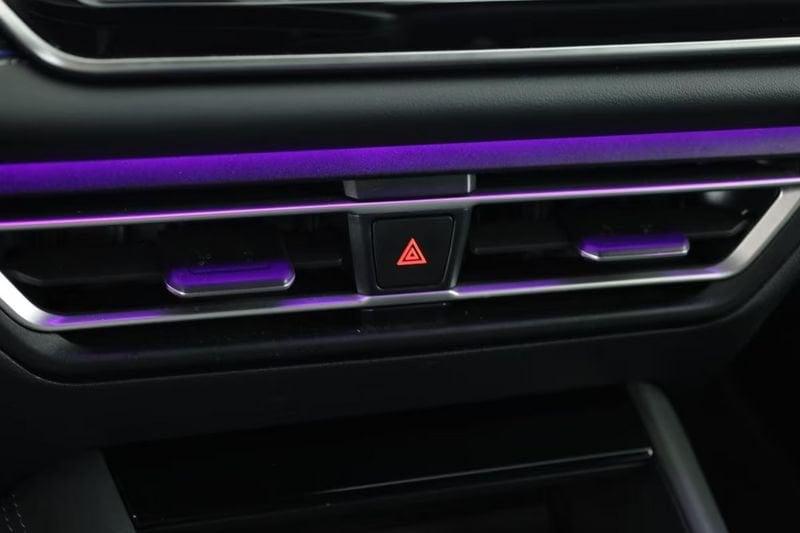 Volkswagen Tiguan 2.0 TDI 142KW SCR R-Line DSG 4MOTION MATRIX TETTO CAMERA KEYLESS
