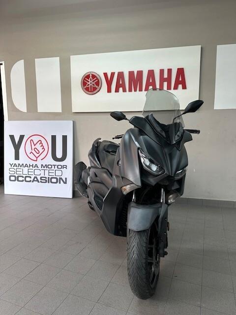 Yamaha X-Max 400
