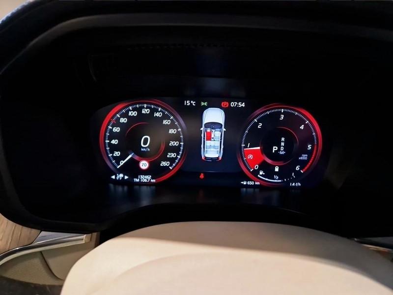 VOLVO XC60 B4 D AWD automatico Inscription