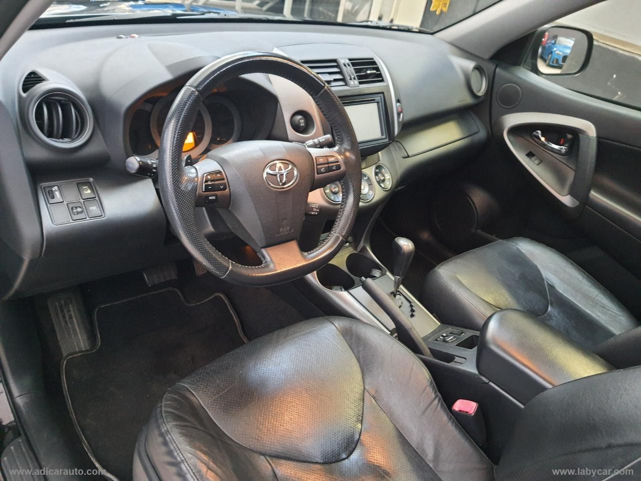 TOYOTA RAV4 Crossover 2.2 D-Cat A/T 150CV