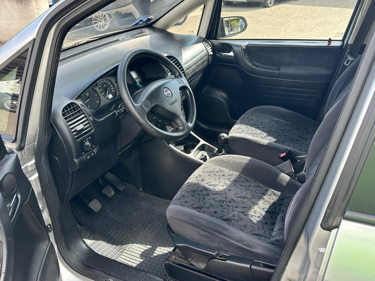 Opel Zafira 2.0 16V DTI 7 posti