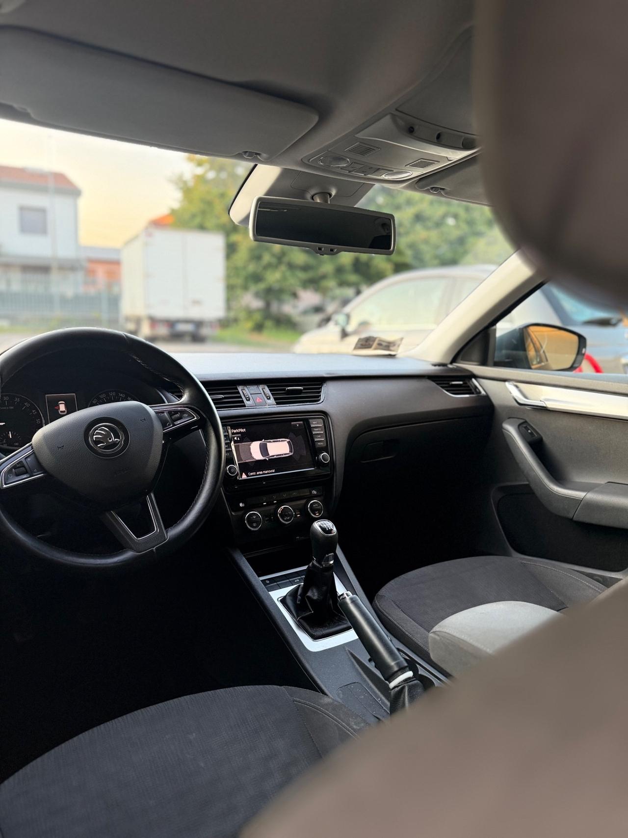 Skoda Octavia 2.0 TDI CR Wagon Ambition
