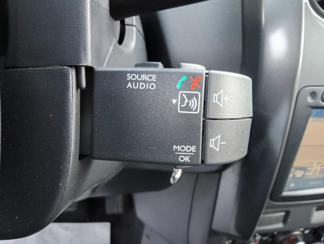 Dacia Duster 1.6 115CV Start&Stop 4x2 GPL*Navi*Bluetooth*Sensori