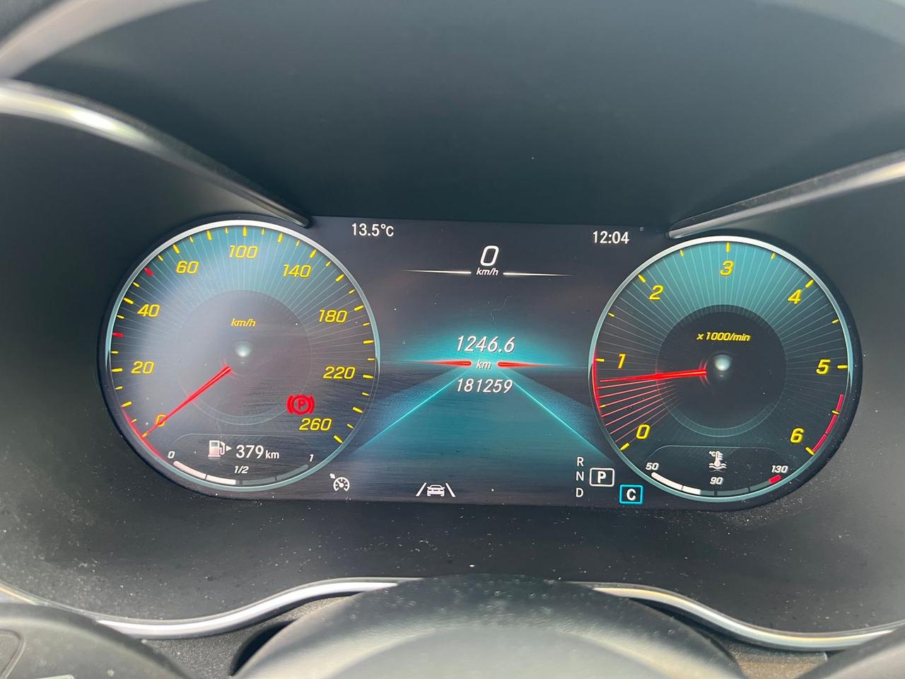 Mercedes-Benz GLC 220 D 4 MATIC Pre #10047