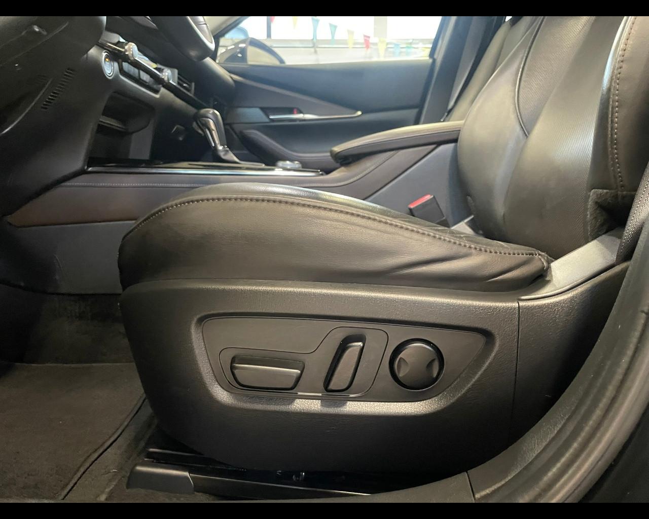 MAZDA CX-30 - 2.0L e-Skyactiv-X M Hybrid 2WD Exclusive