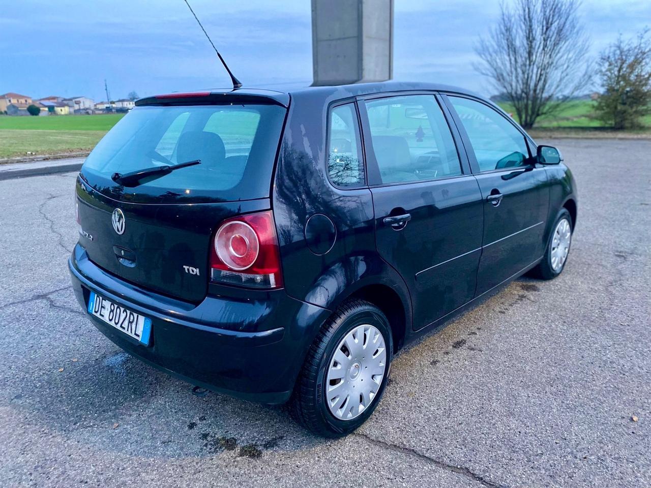 Volkswagen Polo 1.4/80CV TDI 5p. Sportline