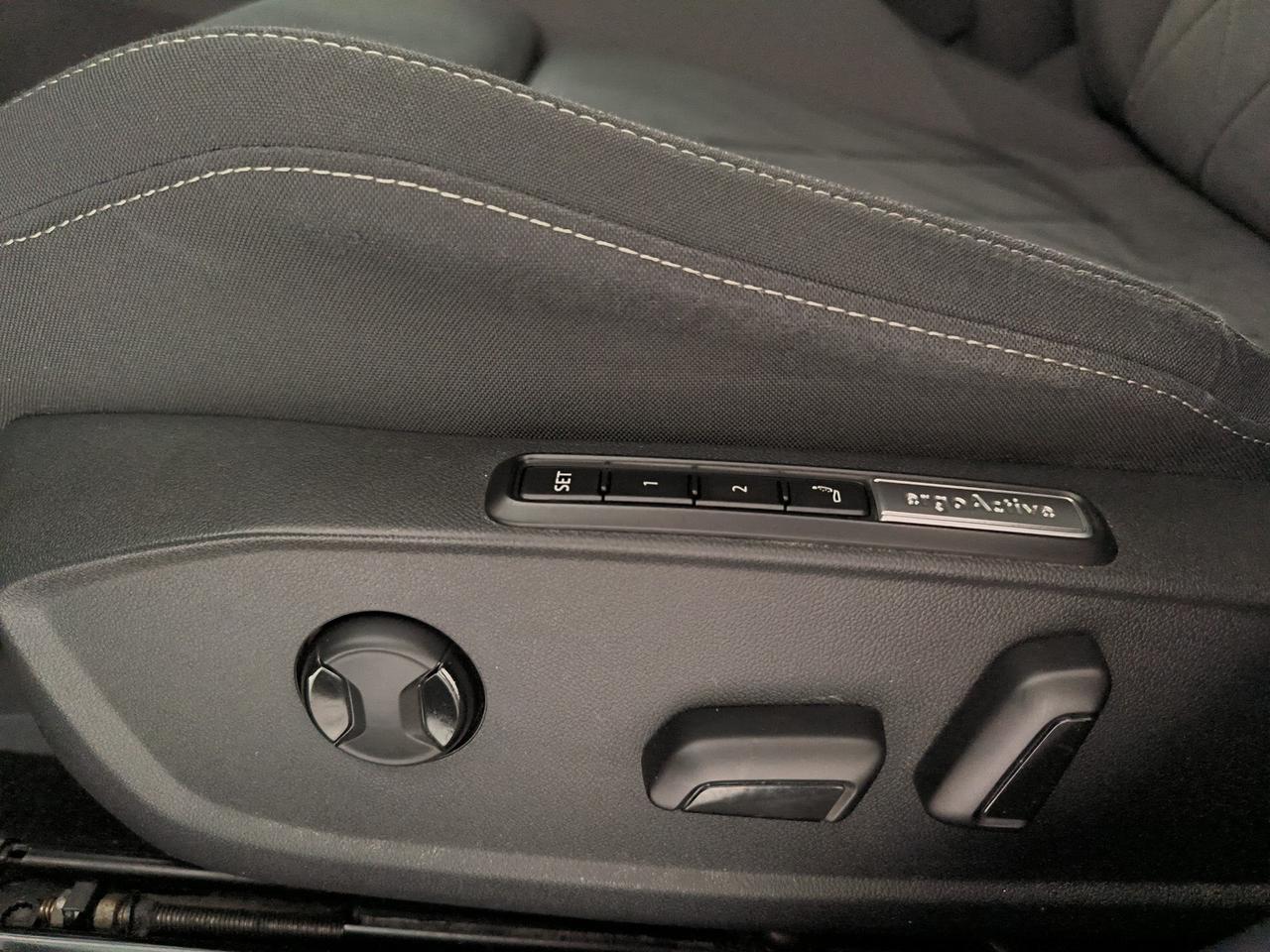 Volkswagen Golf 1.5 etsi evo style 130cv dsg