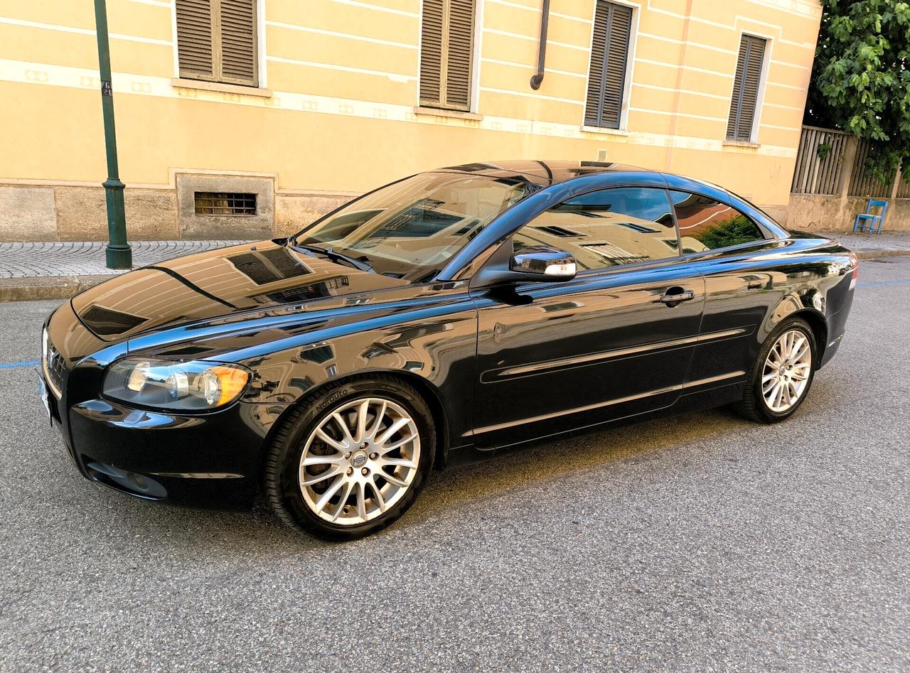 Volvo C70 2.4 20V 140 CV Summum