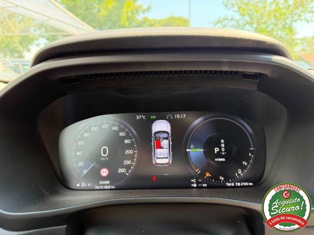 VOLVO XC40 T5 Recharge Plug-in Hybrid Inscription