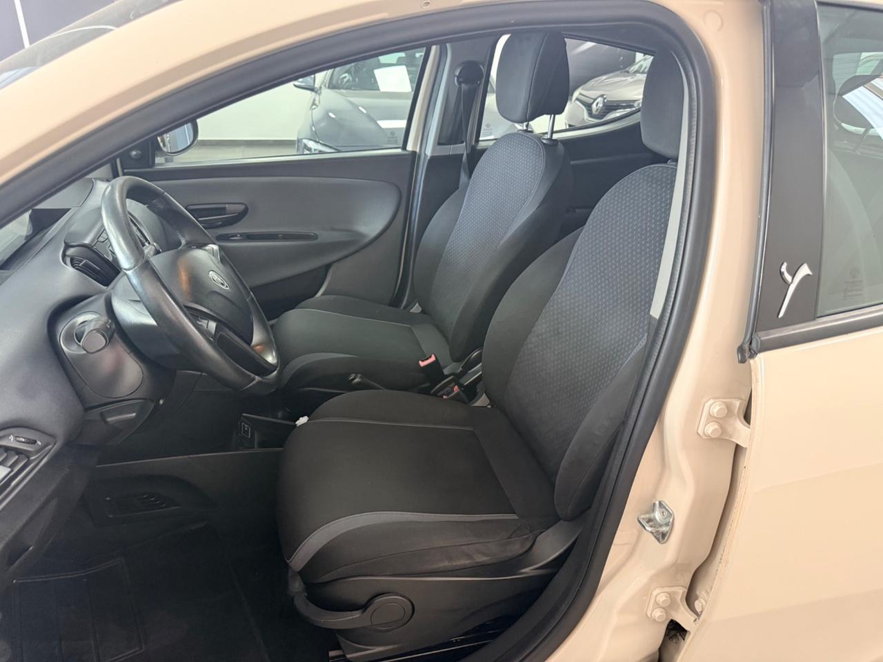 Lancia Ypsilon 1.3 MJT 16V 95 CV 5 porte S&S Gold