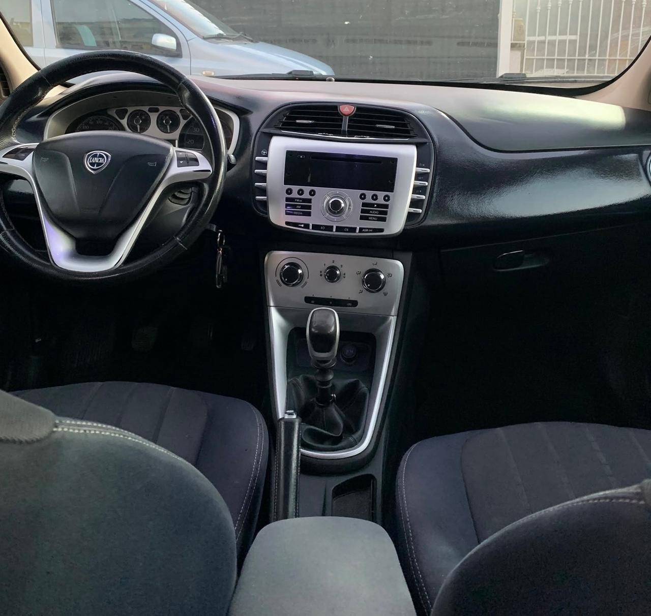 Lancia Delta 1.6 MJT DPF Oro