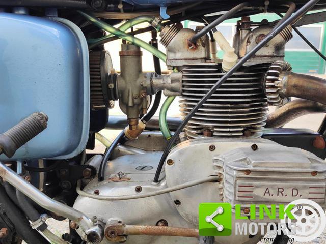 TRIUMPH Trophy 500 T100