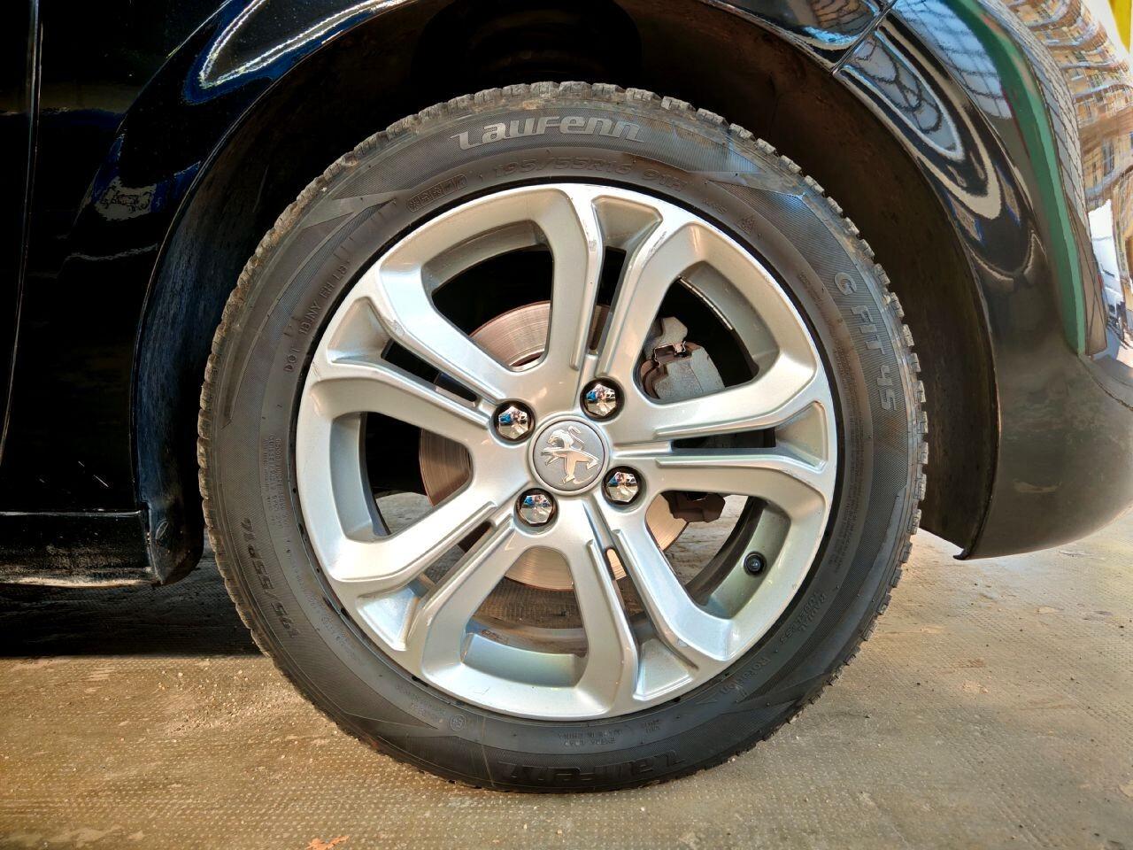 Peugeot 208 1.4 HDi 5 porte Allure