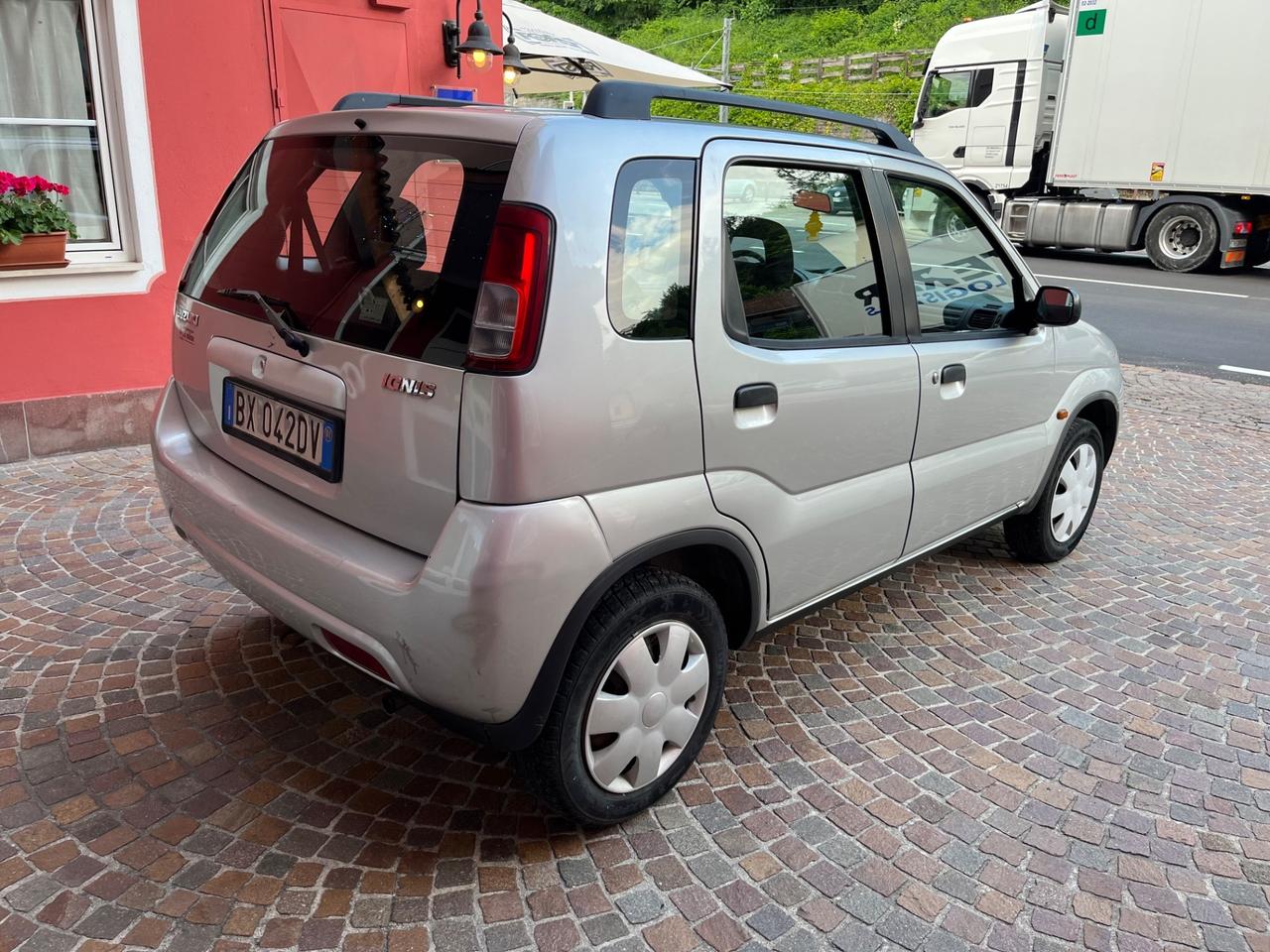 Suzuki Ignis 1.3i 16V cat 4WD - 4x4