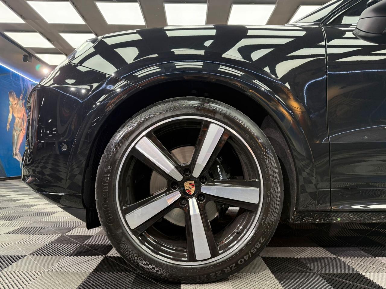 Porsche Cayenne Coupé 3.0 V6 E-Hybrid (402)