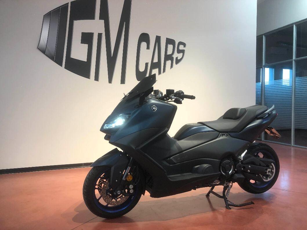 Yamaha TMAX 560