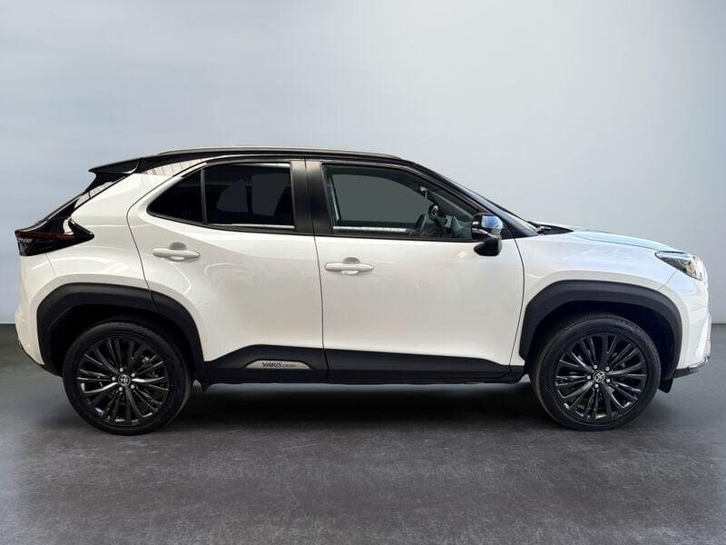 Toyota Yaris Cross 1.5H (116 CV) E-CVT Adventure
