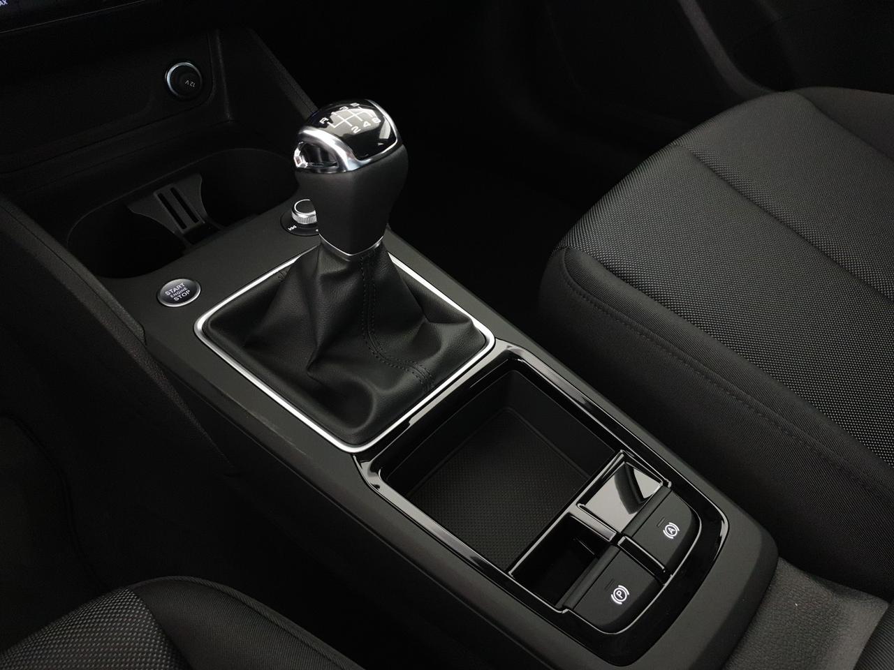 30TFSI 116CV Business Advanced