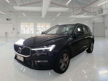 VOLVO XC60 B4 D AUTOMATICO MOMENTUM PRO SUV