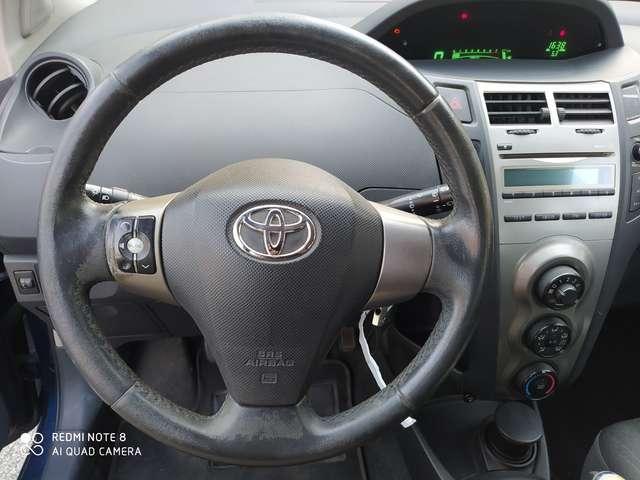 Toyota Yaris Yaris II 2005 5p 1.0