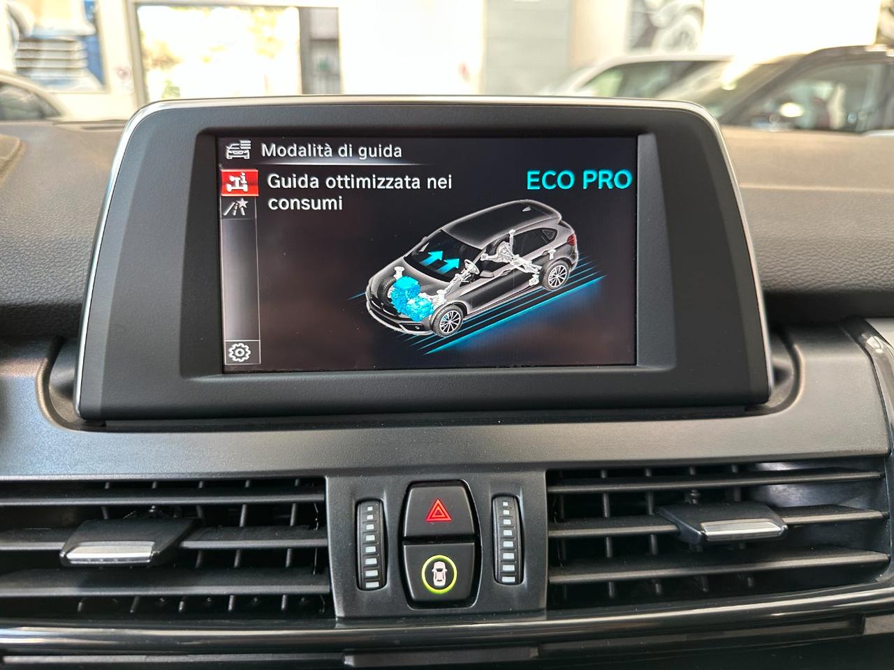 BMW 216 d Active Tourer Advantage - LED - Navi - Sedili Risc
