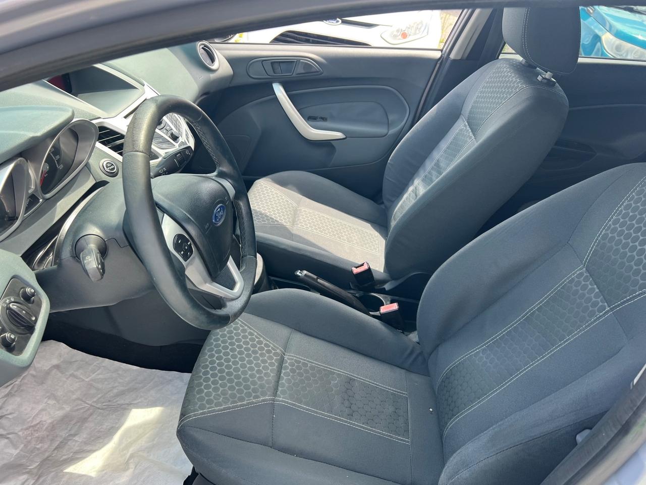 Ford Fiesta 1.2 82 CV 5 porte Titanium