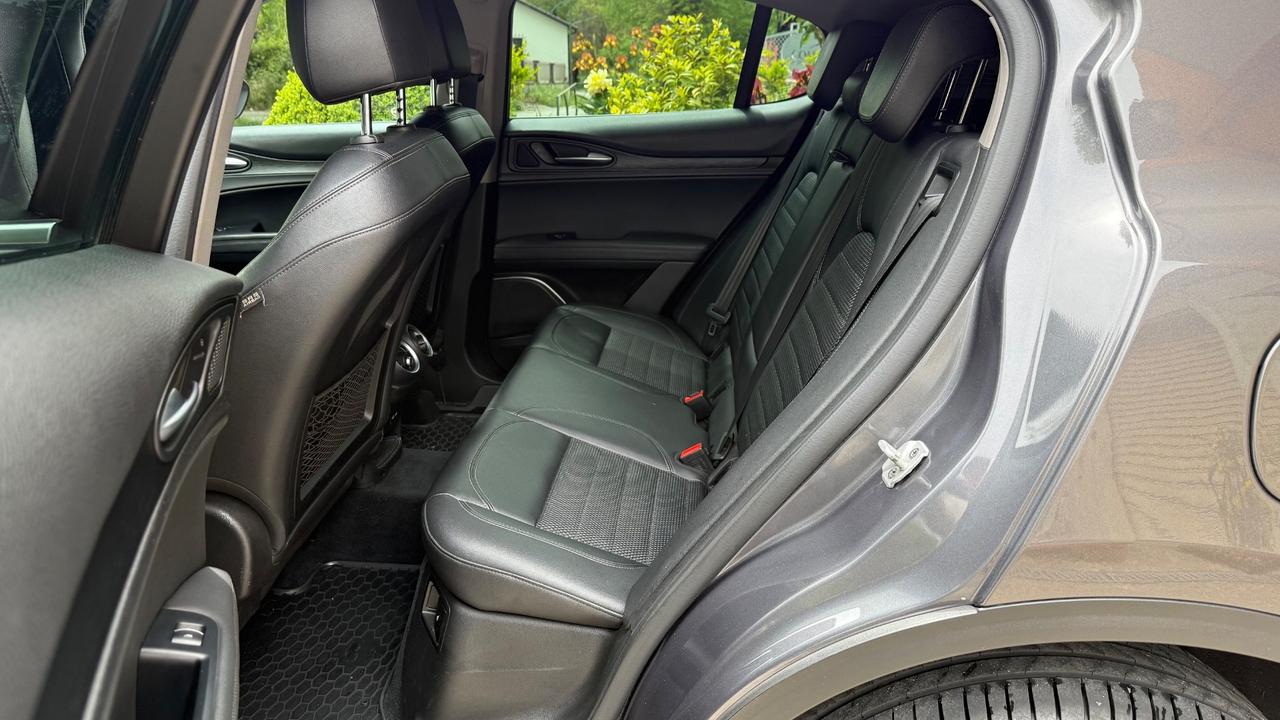 Alfa Romeo Stelvio 2.2 Turbodiesel 190 CV AT8 Q4 Executive