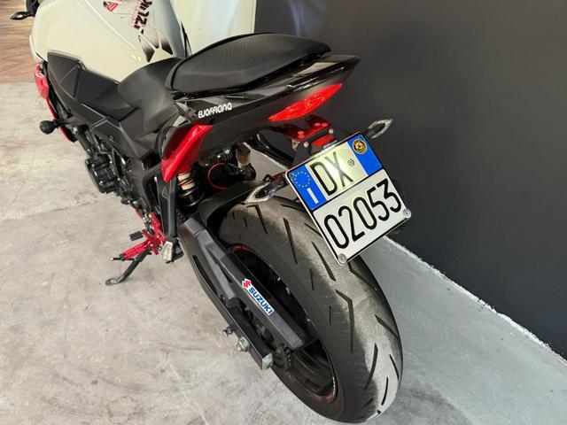 SUZUKI GSR 750 NEOPATENTATI*LEOVINCE