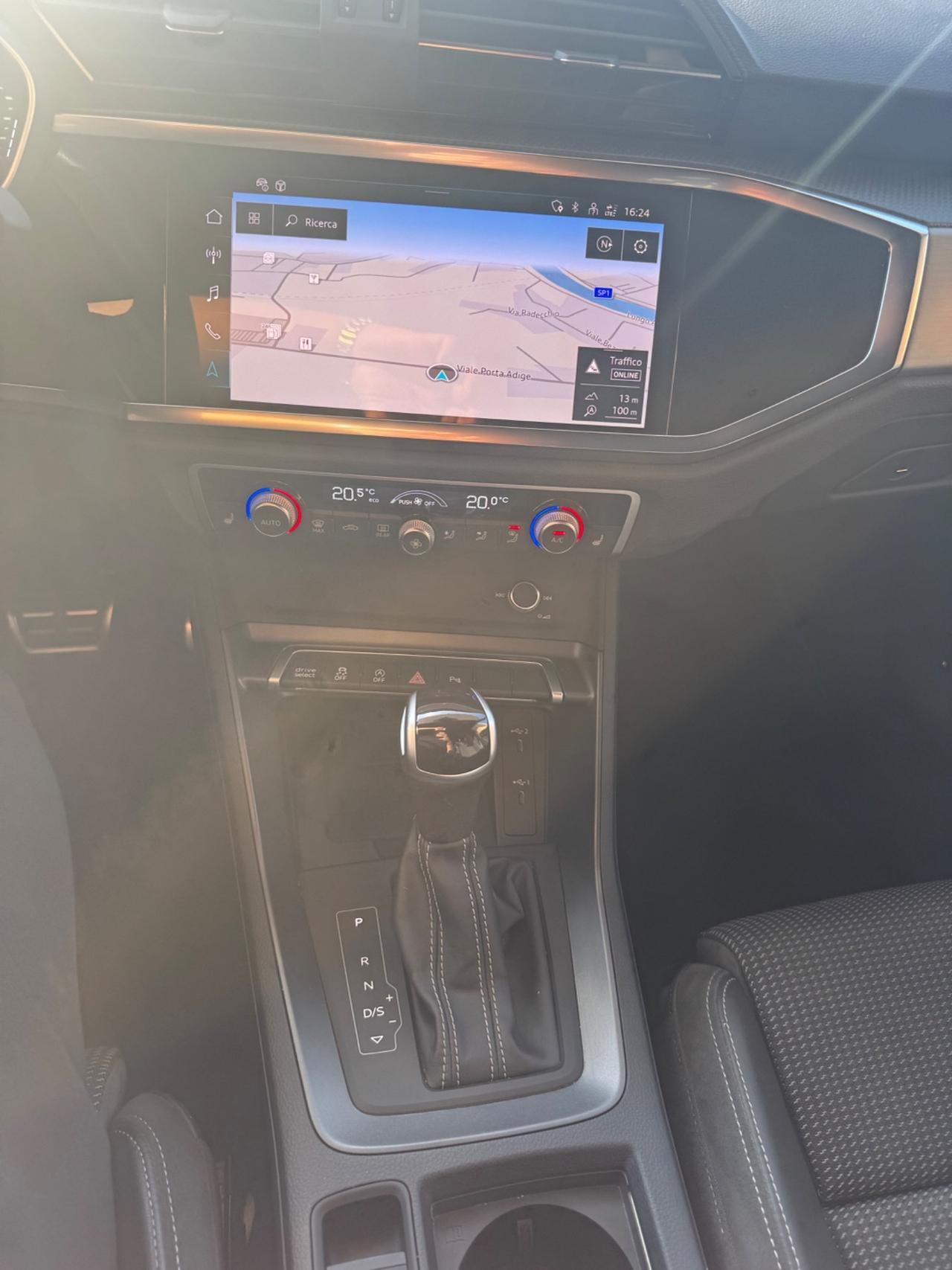 Audi Q3 35 TDI S tronic Identity Black