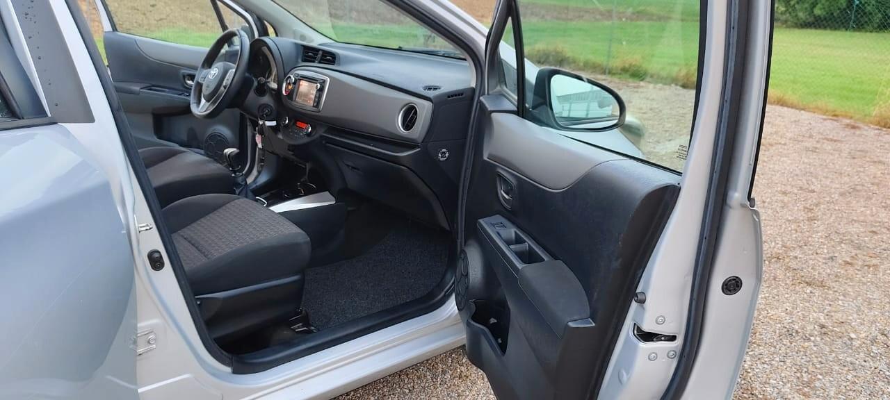 Toyota Yaris 1.4 D-4D 5 porte Lounge