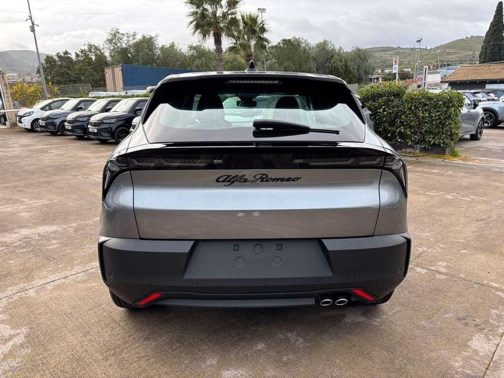 Alfa Romeo Junior 1.2 145 CV Hybrid 2026 KM 0 IVA ESPOSTA Tua a solo 249 Euro al mese