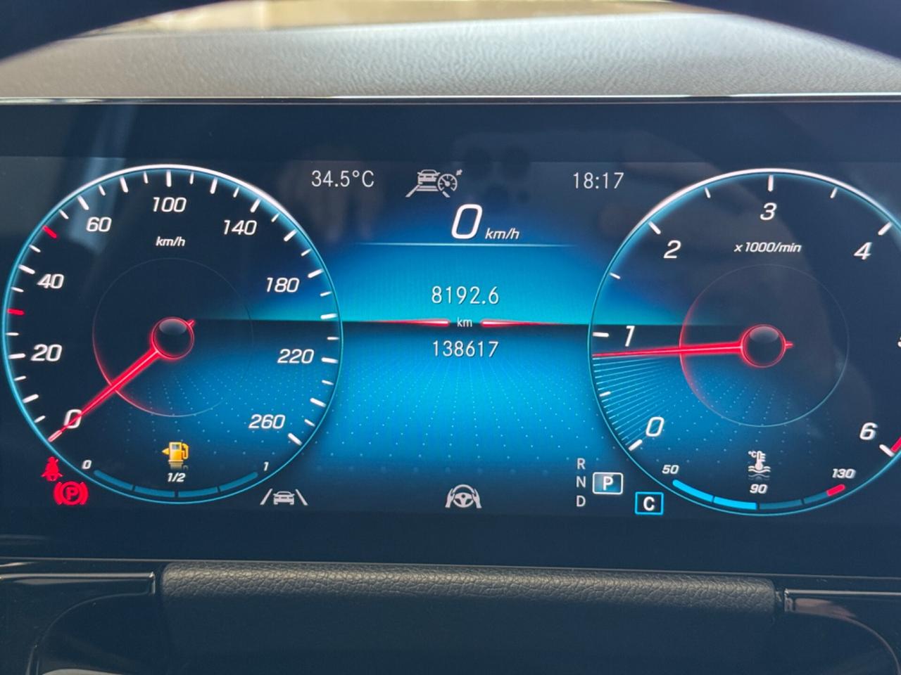 MERCEDES-BENZ GLA 200 d AUT. 4MATIC SPORT PLUS