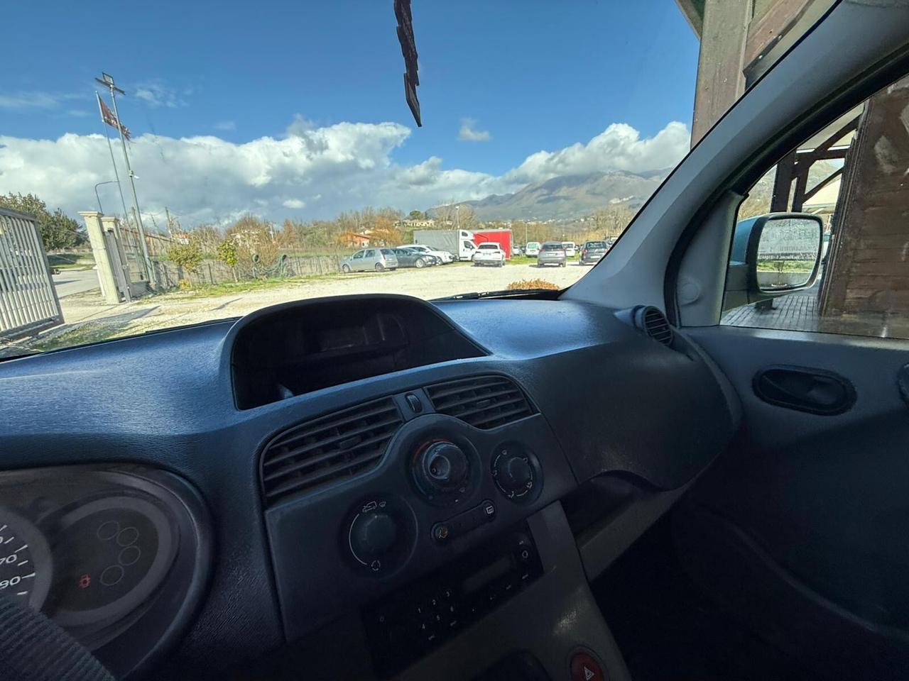 RENAULT KANGOO