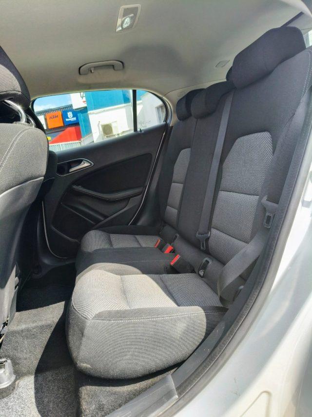 MERCEDES-BENZ GLA 180 d Automatic Paddle Uniproprietario Neopatentati