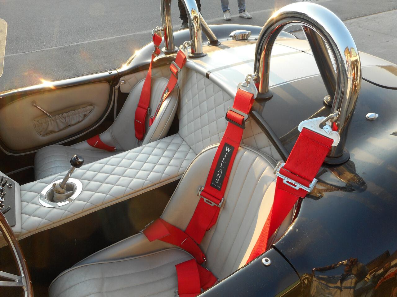 AC Cobra (Gardner Douglas GD427)