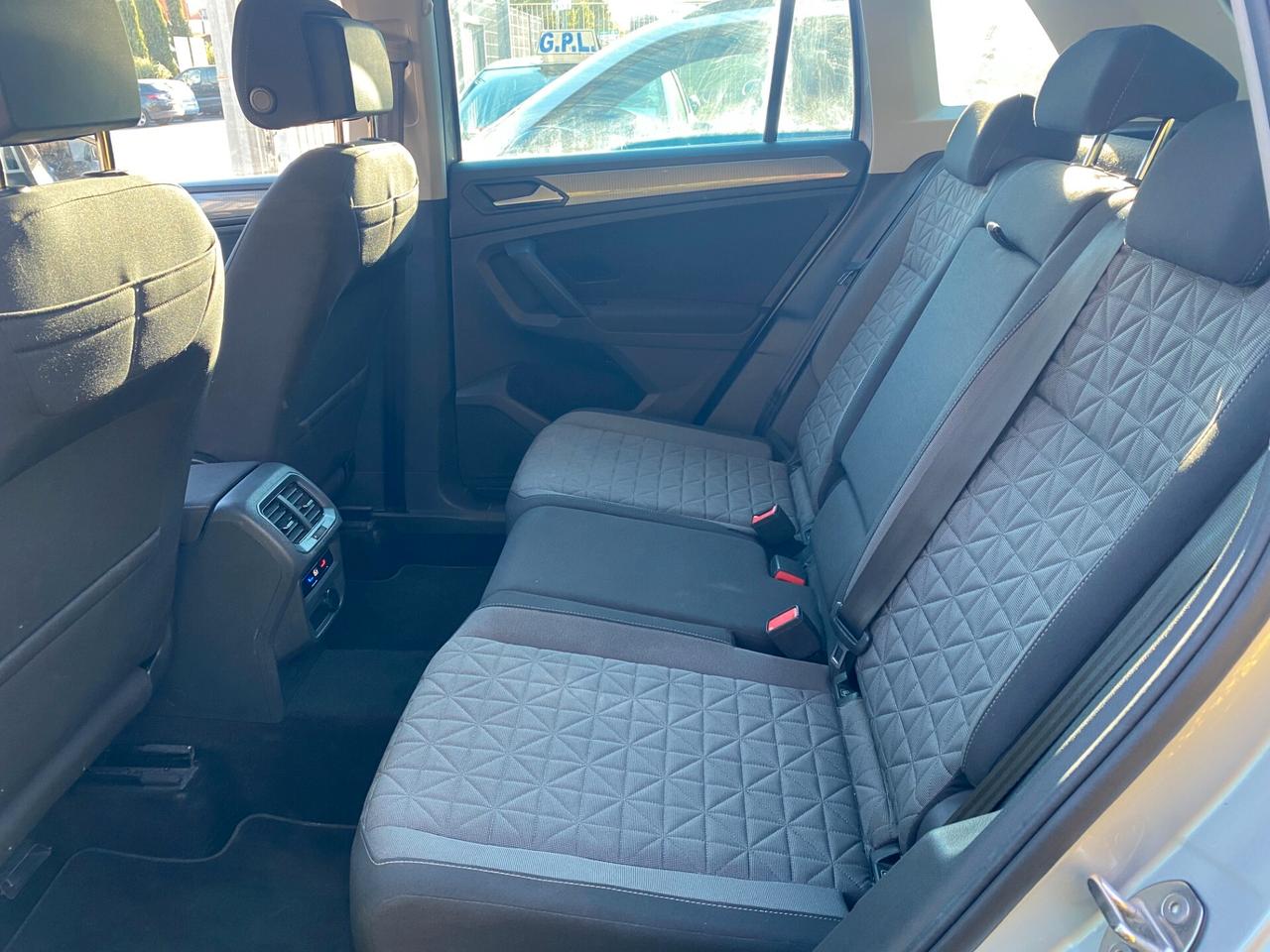 VOLKSWAGEN Tiguan 2.0 TDi 150Cv DsG LIFE
