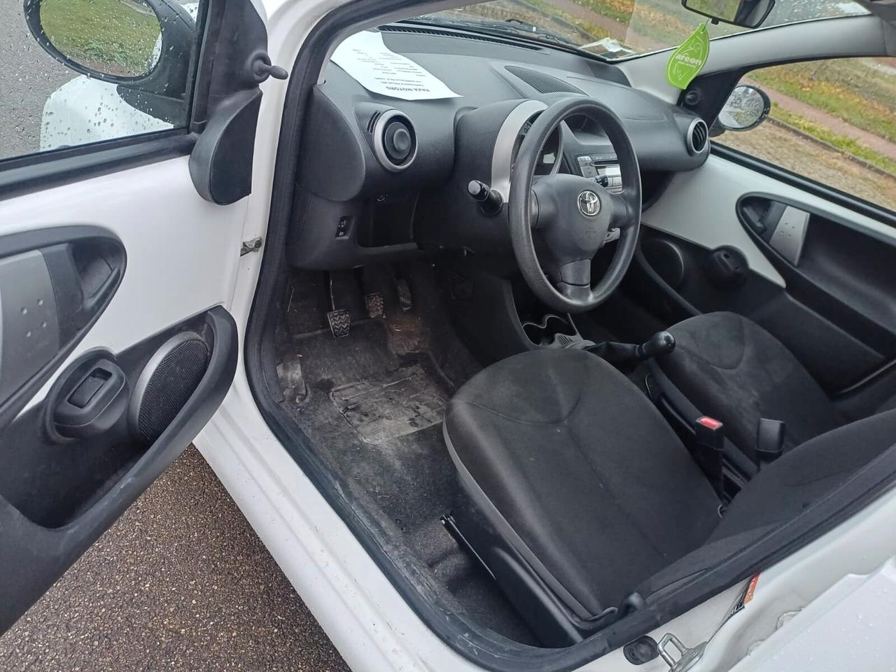 Toyota Aygo 1.0 12V VVT-i 5 porte Cool Soda Connect