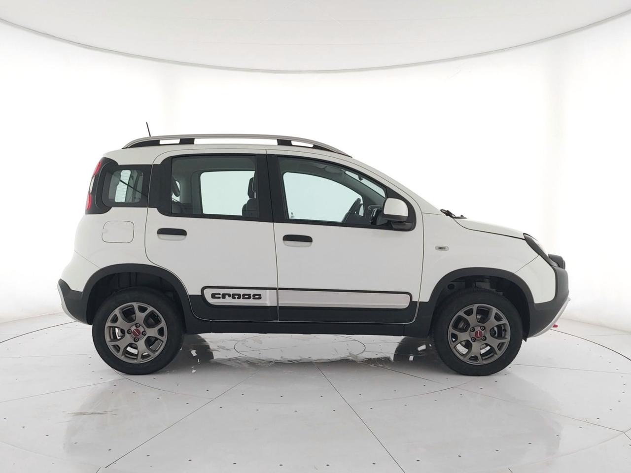 FIAT Panda 0.9 t.air t. Cross 4x4 s&s NEOPATENTATI+SOLI 41.000 KM!!