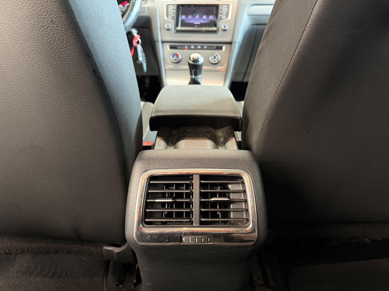 Volkswagen Golf 7 1.6 TDI 5p 90CV Kit GTI