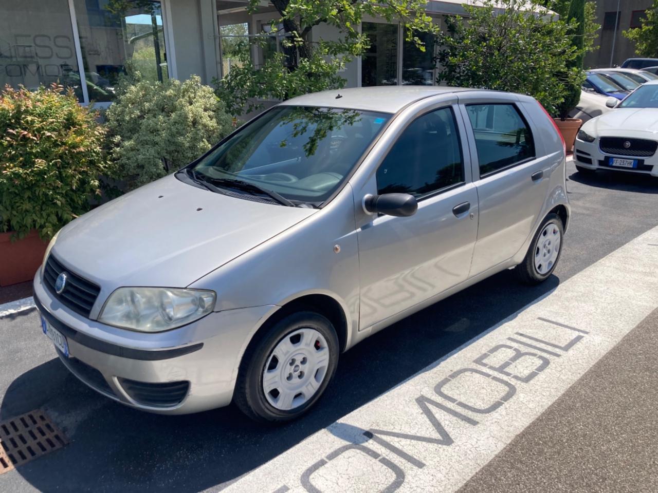FIAT PUNTO 1.2 BENZINA 5 PORTE (KM 70.697)