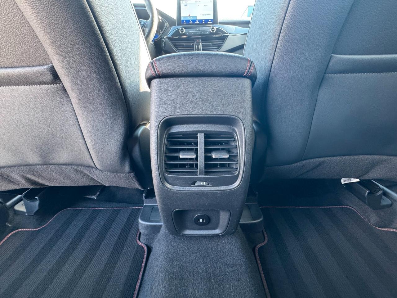 Ford Kuga St-Line X 2.0 EcoBlue 120CV AWD (4×4)