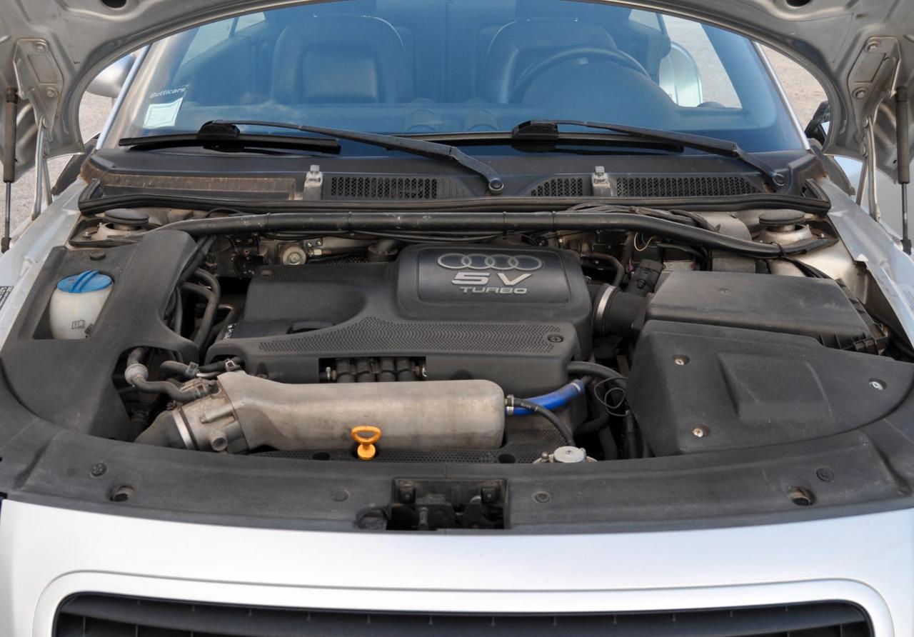 Audi TT Coupé 1.8 179 CV quattro GPL