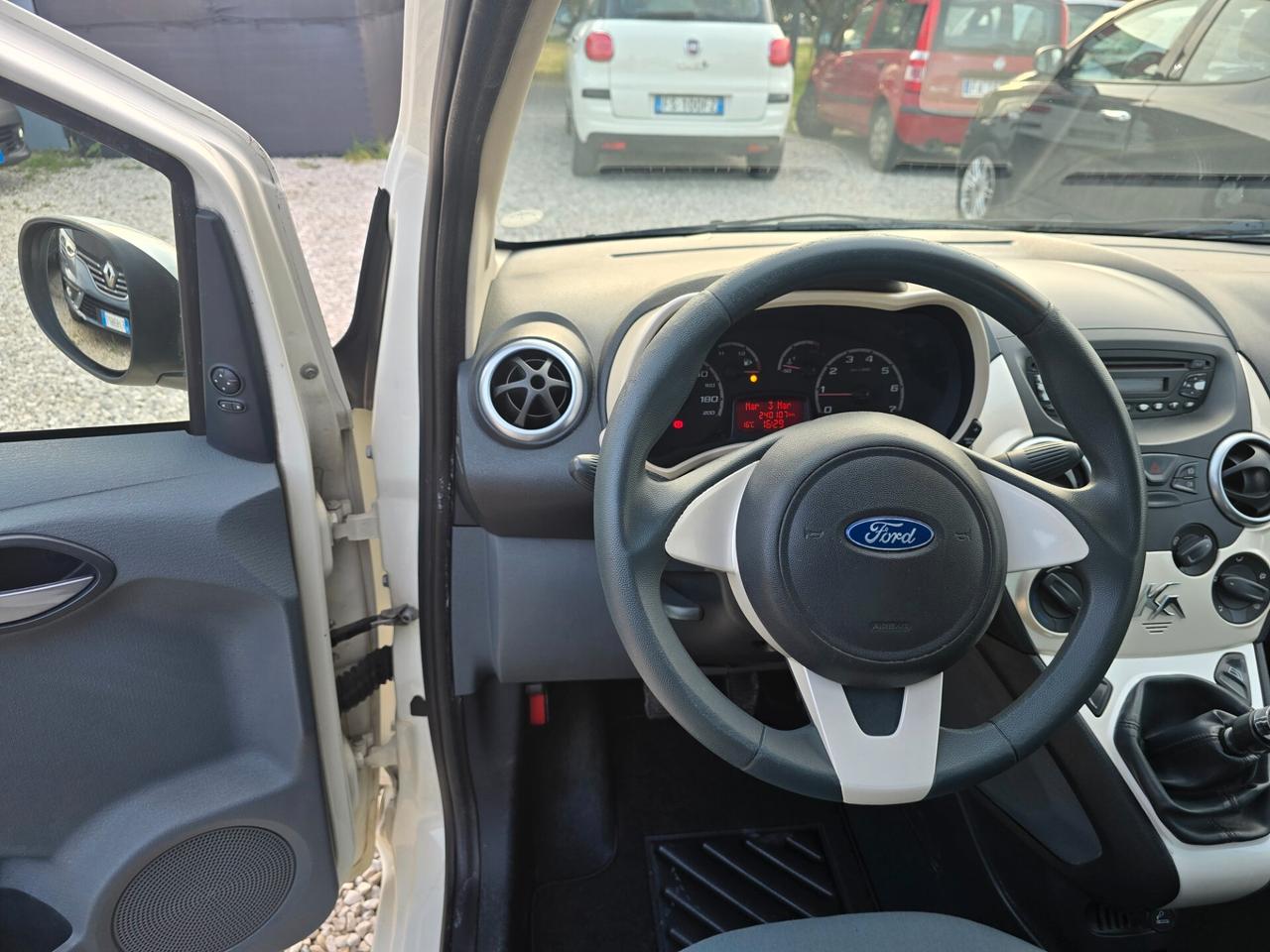 Ford Ka 1.3 TDCi 75CV Titanium